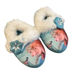 Disney Frozen Toddler Elsa & Anna Fuzzy Furry Slippers